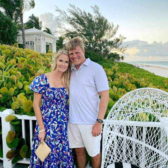 Meet your Posher, Ashley - Picture 1 of 1